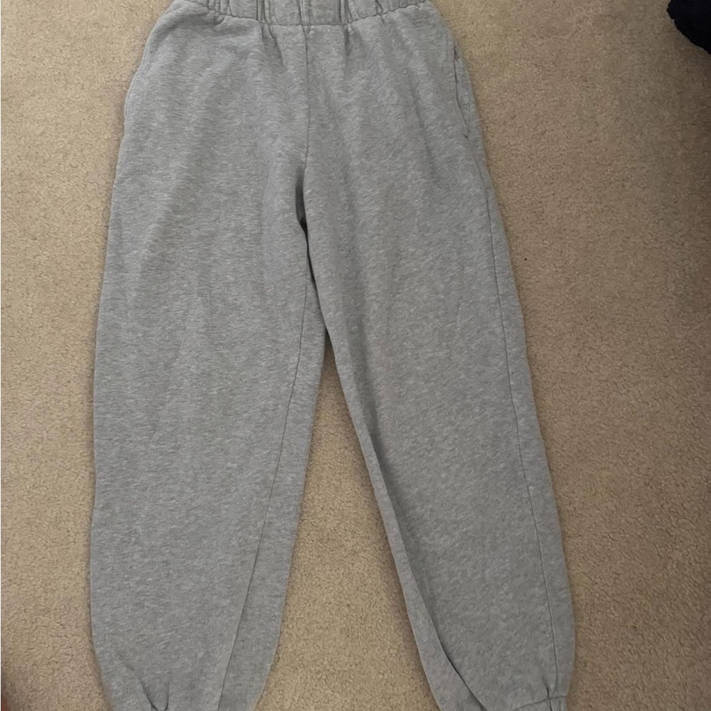 Women’s Gray Sweatpants